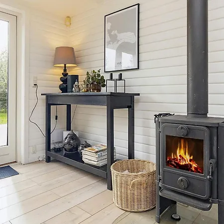 4 Star In Stege-by Traum